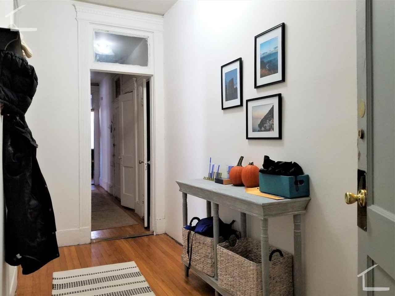 52 Brighton Ave - Photo 4 of 14