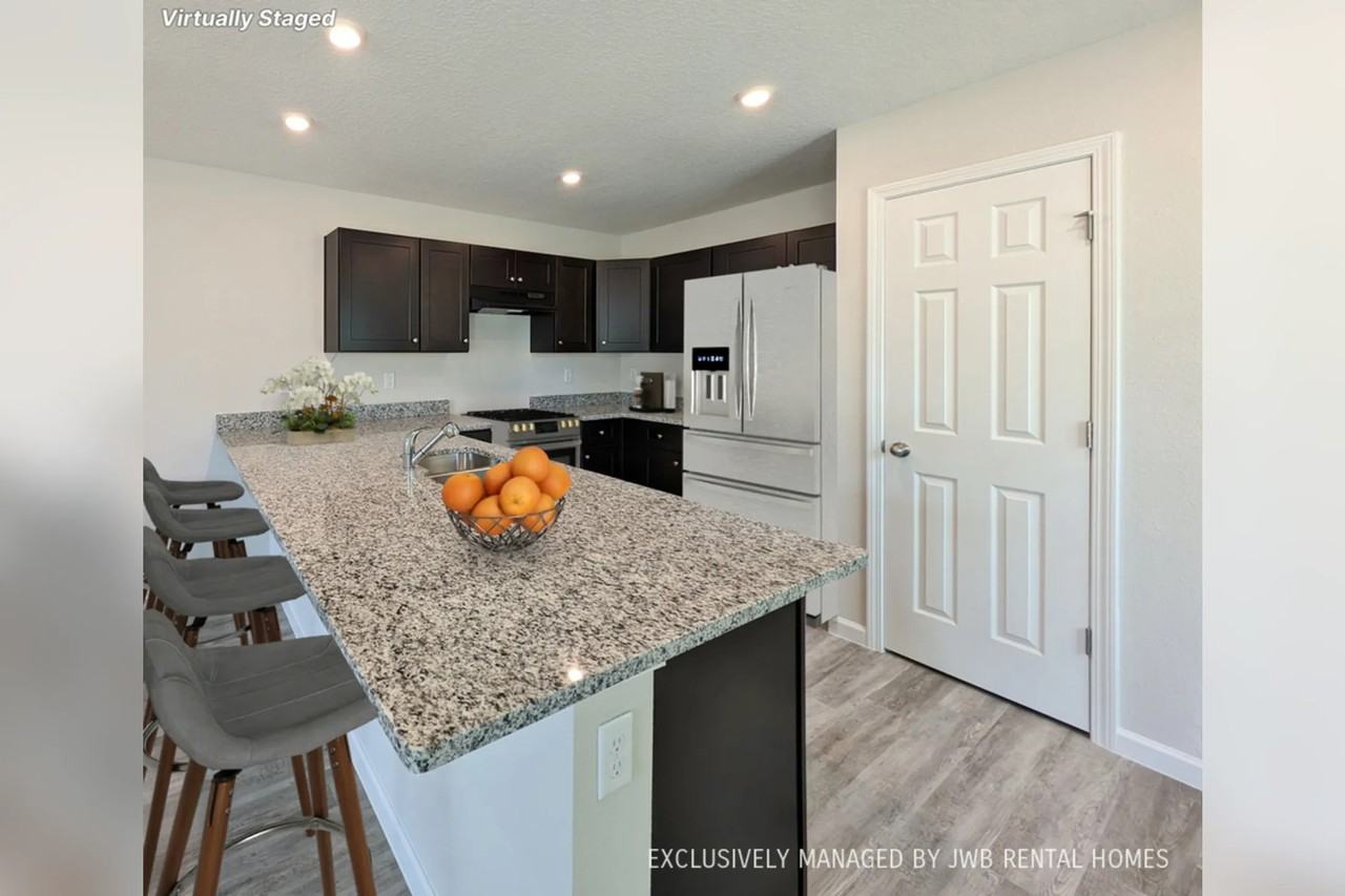 9832 Morgan Marsh Ct - Photo 2 of 10