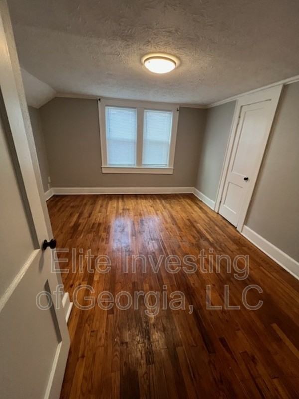 3111 15th Ave - Photo 5 of 8