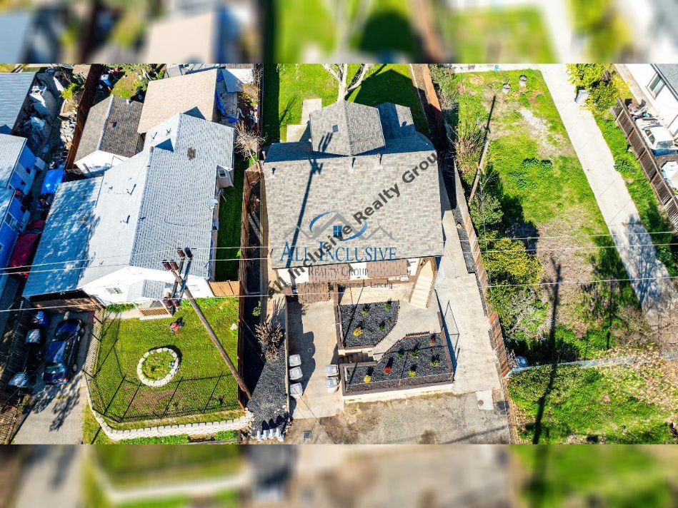 1621 Kathleen Ave - Photo 2 of 13