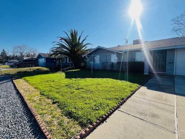 4240 Elkhorn Blvd - Photo 3 of 32