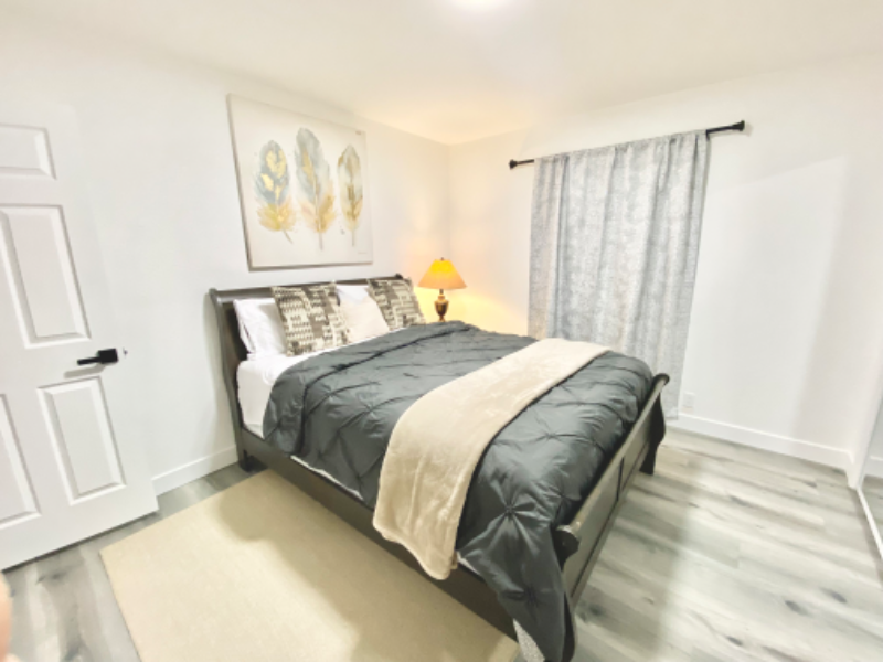 15760 L St - Photo 2 of 13