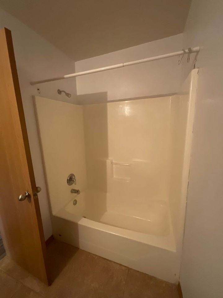 1147 S Brown Ave - Photo 7 of 19