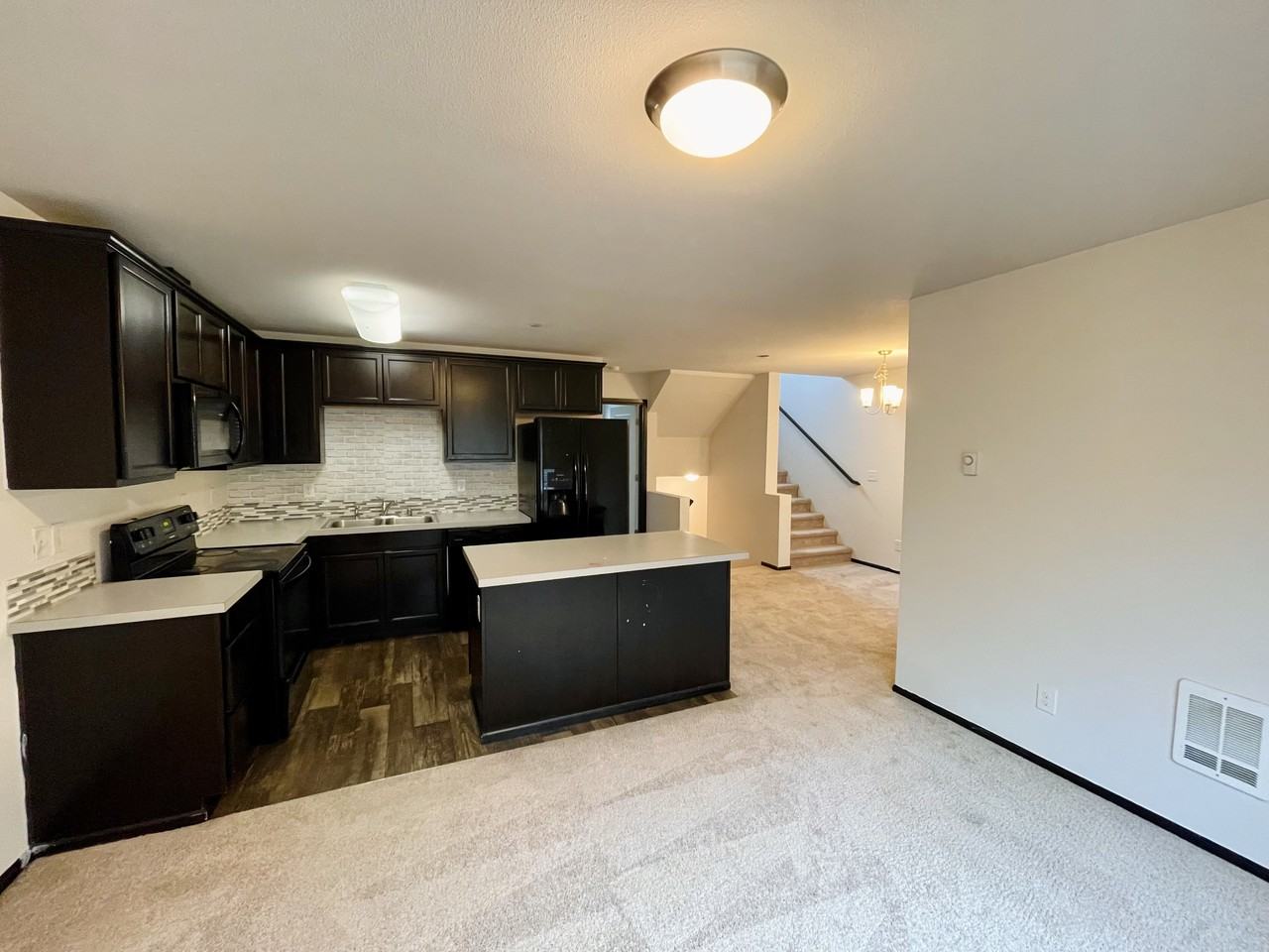 5825 Highway Pl #8 - Photo 3 of 9