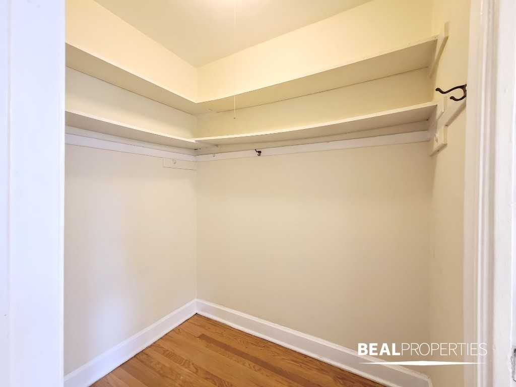536 W Arlington Pl - Photo 3 of 9