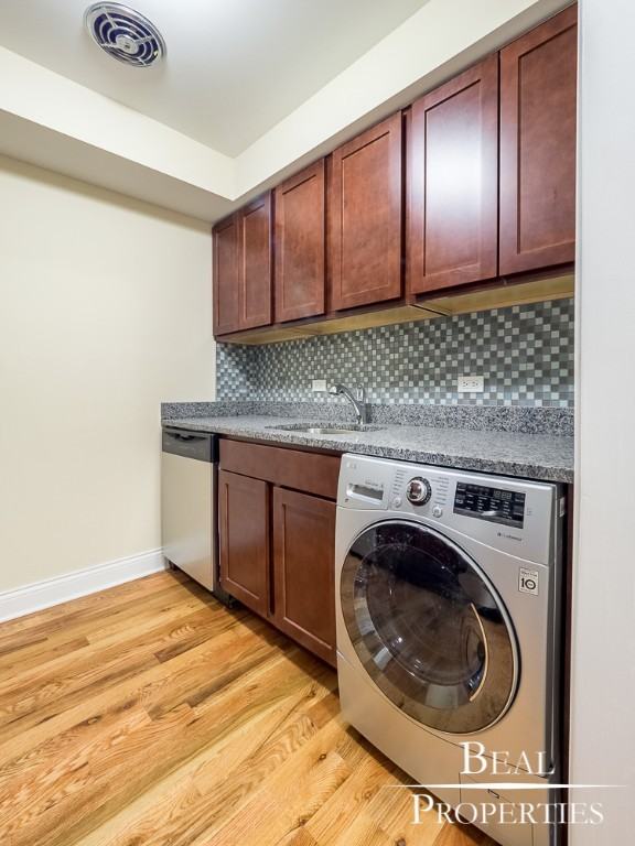 555 W Arlington Pl - Photo 3 of 9