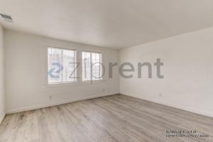 featured image of 3829 Belden St