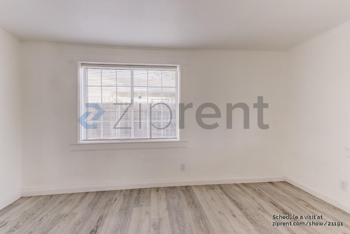 3829 Belden St - Photo 4 of 22