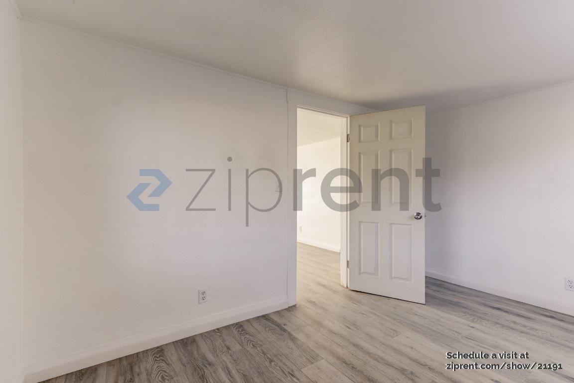 3829 Belden St - Photo 5 of 22