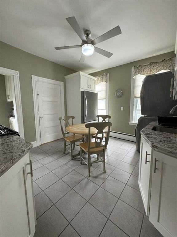 531 E 6th St - Photo 6 of 8