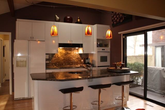 17 Oxford Dr - Photo 2 of 25