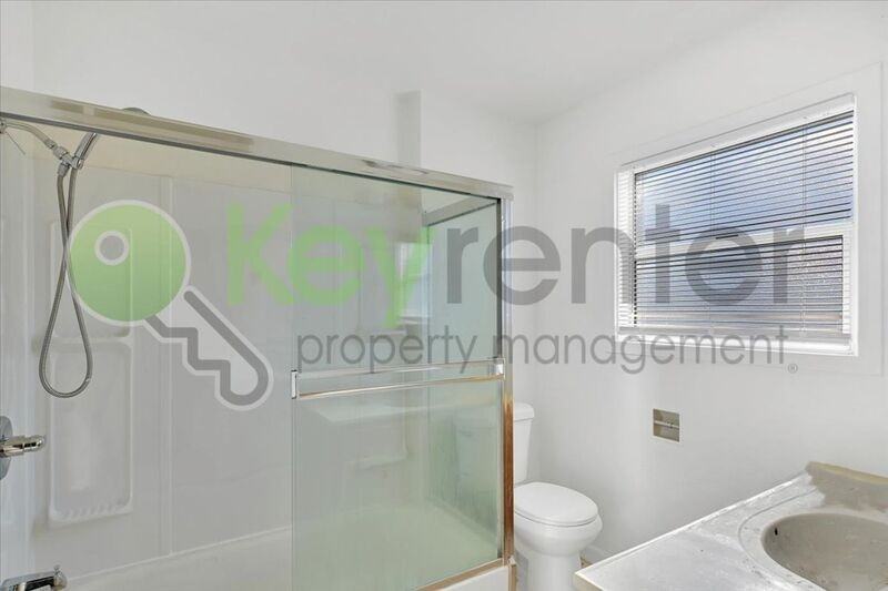 2629 Alhambra Blvd - Photo 6 of 14