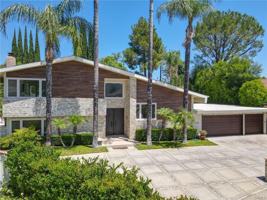 featured image of 4575 Totana Dr
