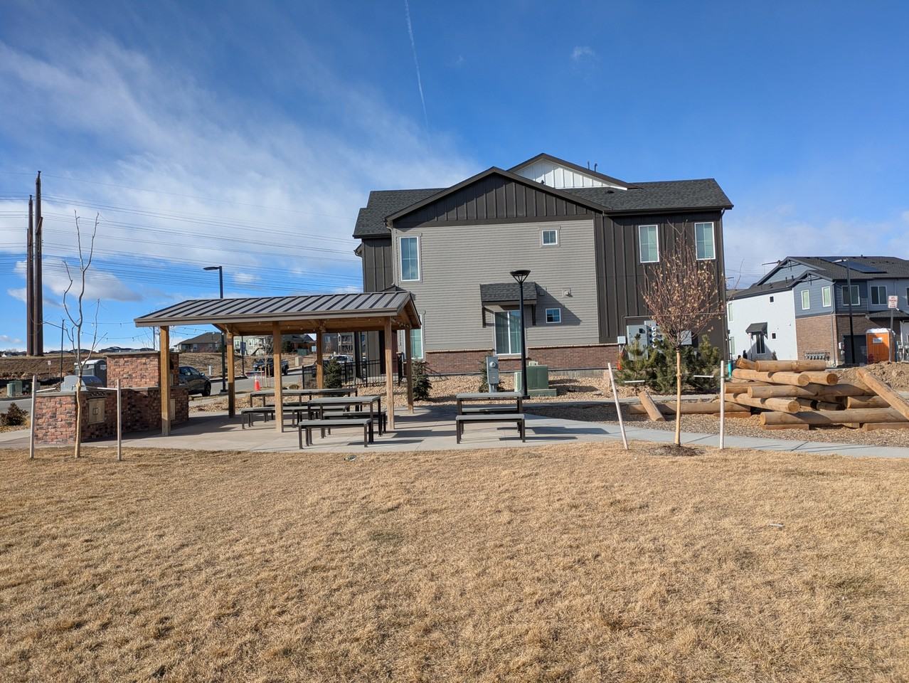 450 Millwall Cir - Photo 4 of 33