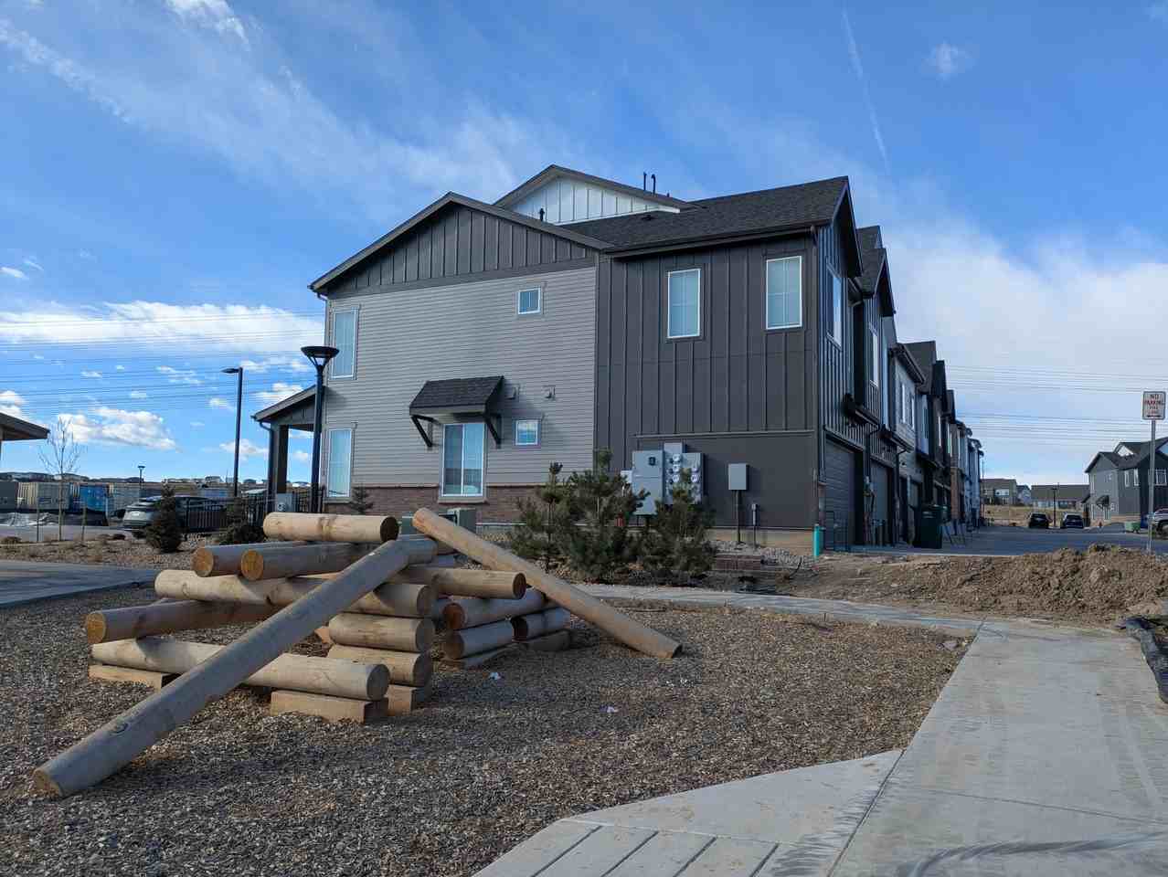 450 Millwall Cir - Photo 6 of 33