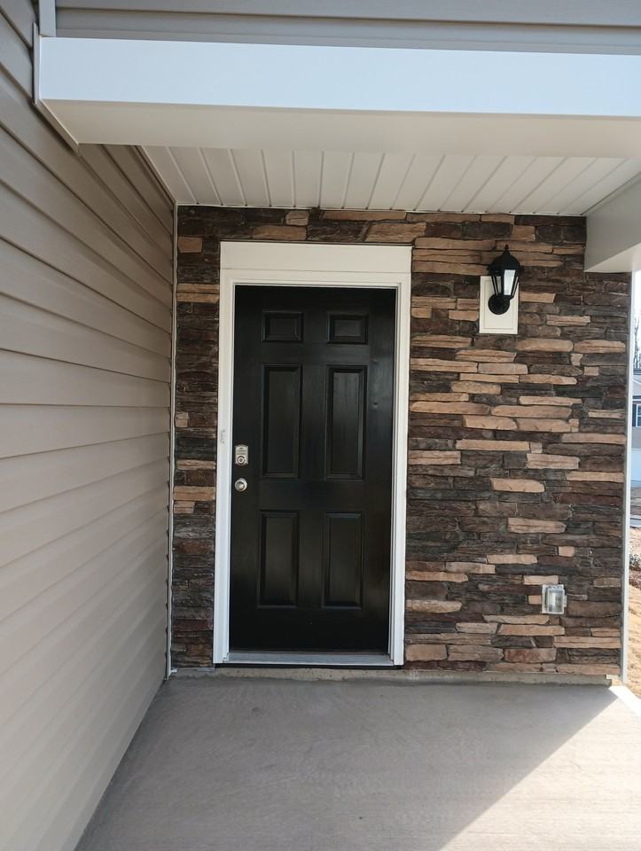 1004 20th Avenue Dr Nw #NA - Photo 3 of 17