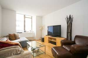 featured image of Hanover Sq #6Q