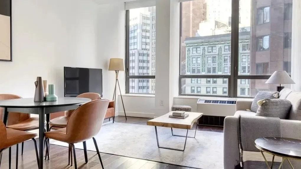 Wall St #1107 - Photo 2 of 8