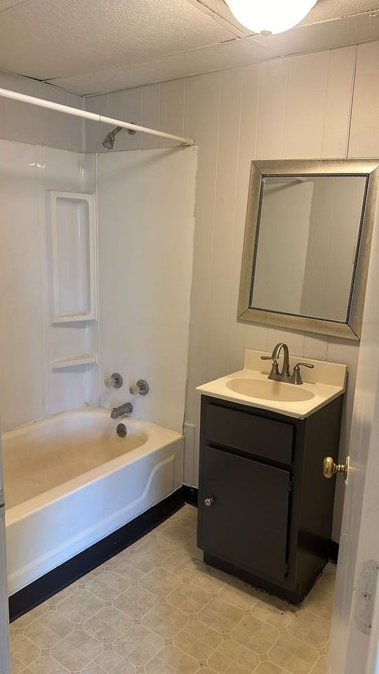 150 Pinecrest - Photo 6 of 6