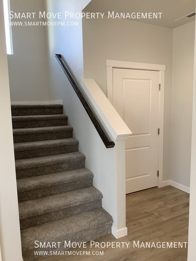 3553 W Newland Ct - Photo 4 of 34