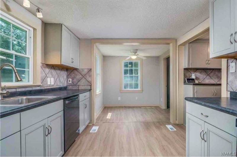 2 4th Pl E - Photo 5 of 13