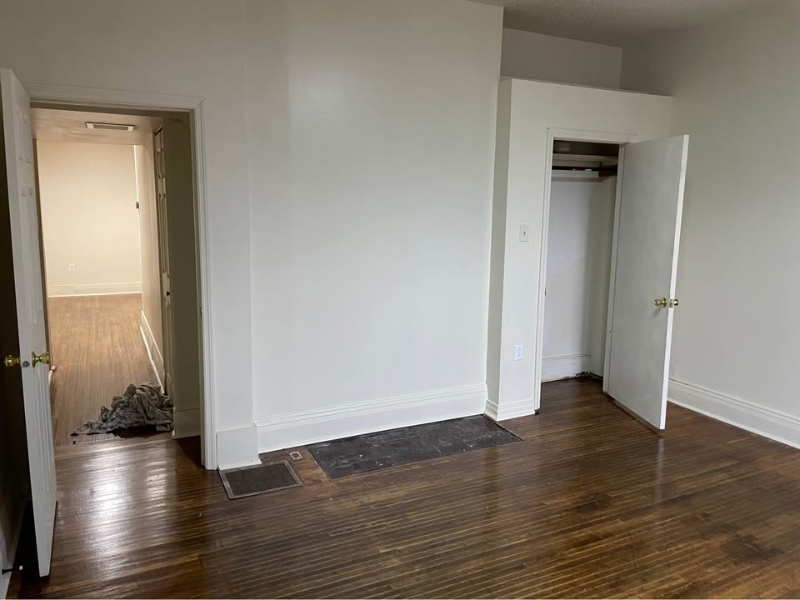 727 E Main St #727 - Photo 3 of 13