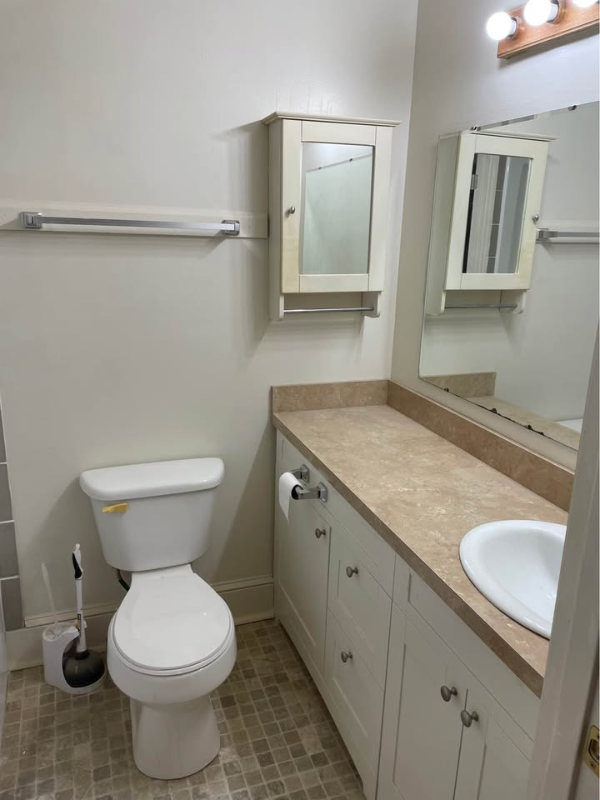 727 E Main St #727 - Photo 7 of 13