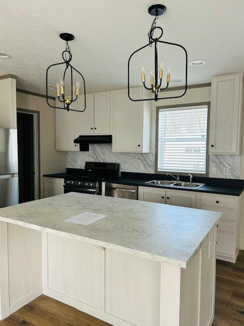 129 Hosner Dr - Photo 2 of 2