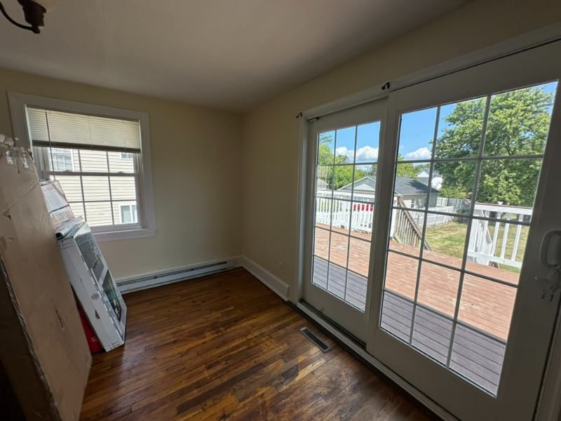103 W 17th St - Photo 3 of 20