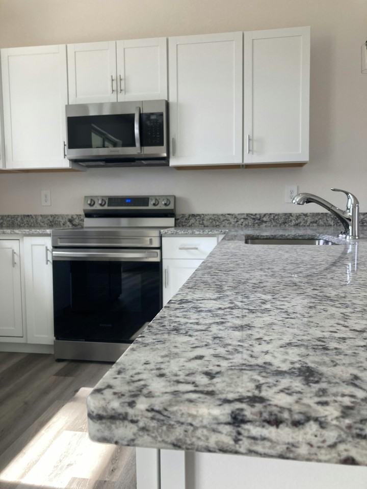 2224 Mincey Terrace - Photo 6 of 22