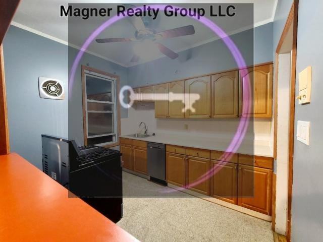 637 79th St - Photo 4 of 10