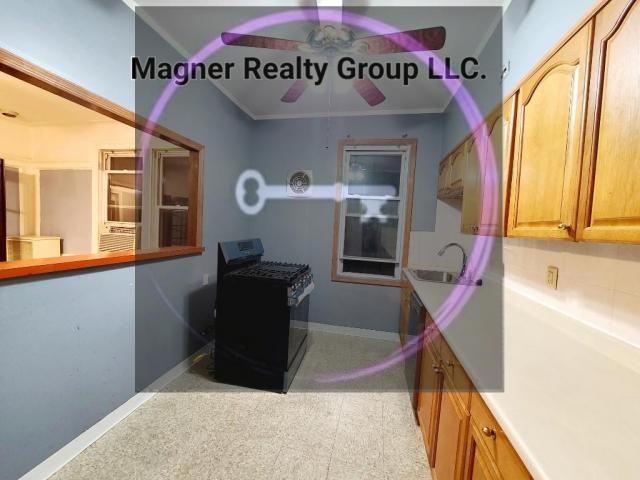 637 79th St - Photo 6 of 10