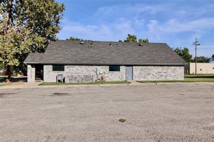 101 S Randall Ave - Photo 1 of 1