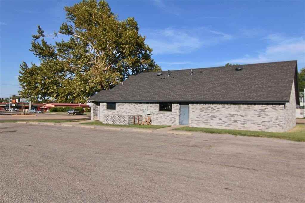 101 South Randall Avenue - Photo 2 of 22