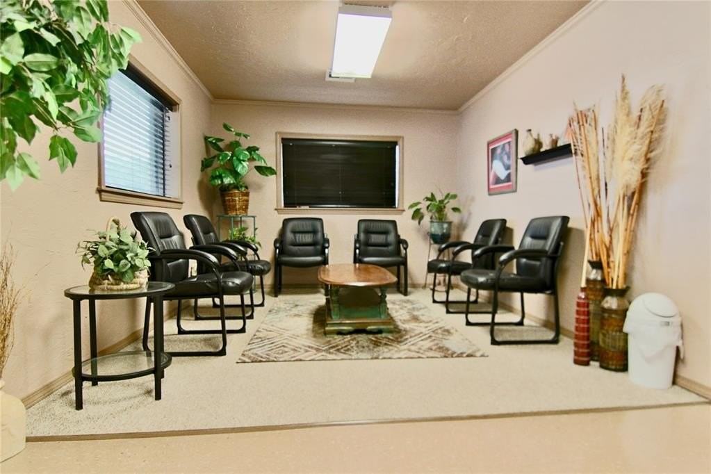 101 South Randall Avenue - Photo 5 of 22