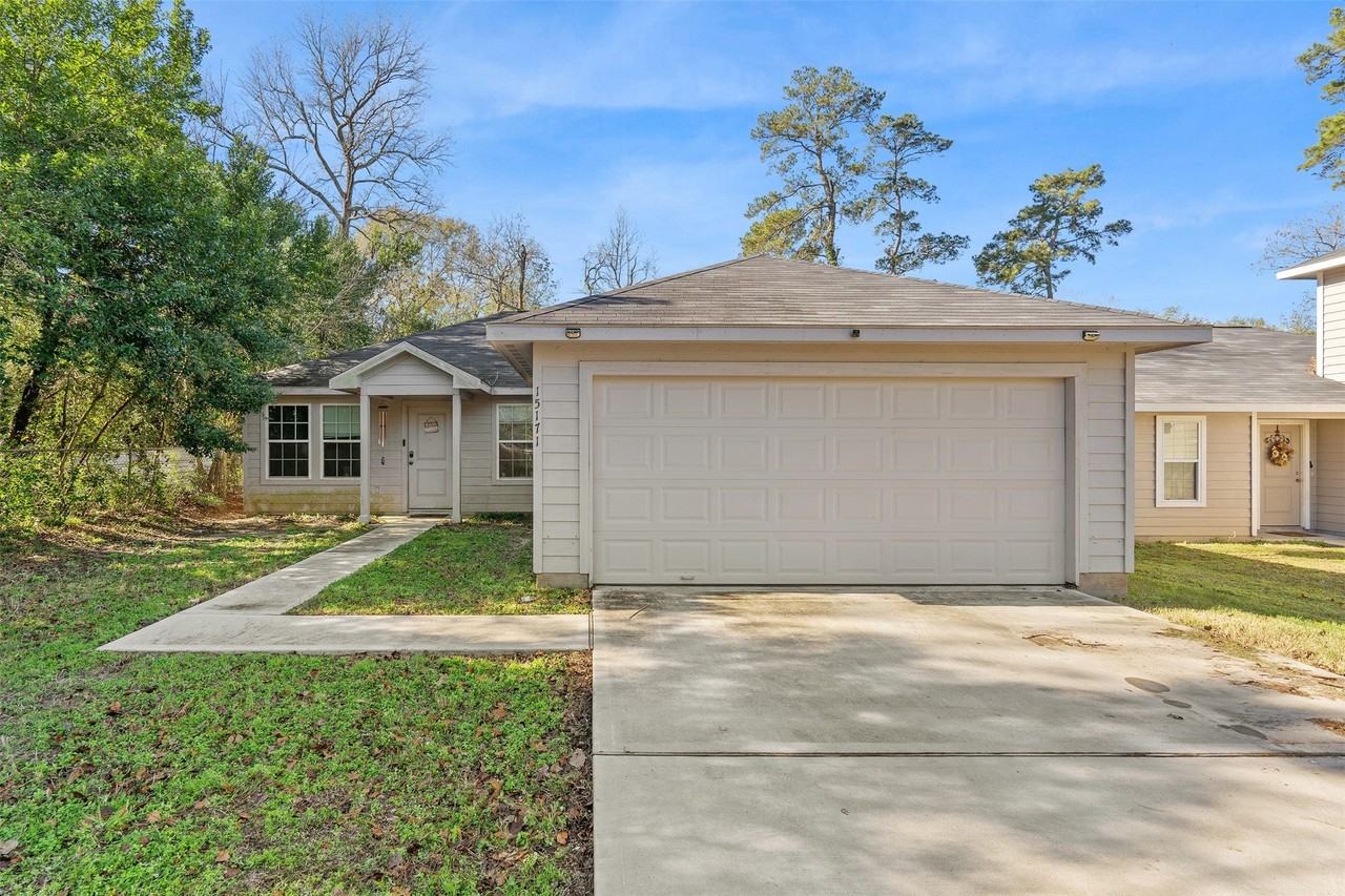 15171 Crockett Rd - Photo 4 of 32