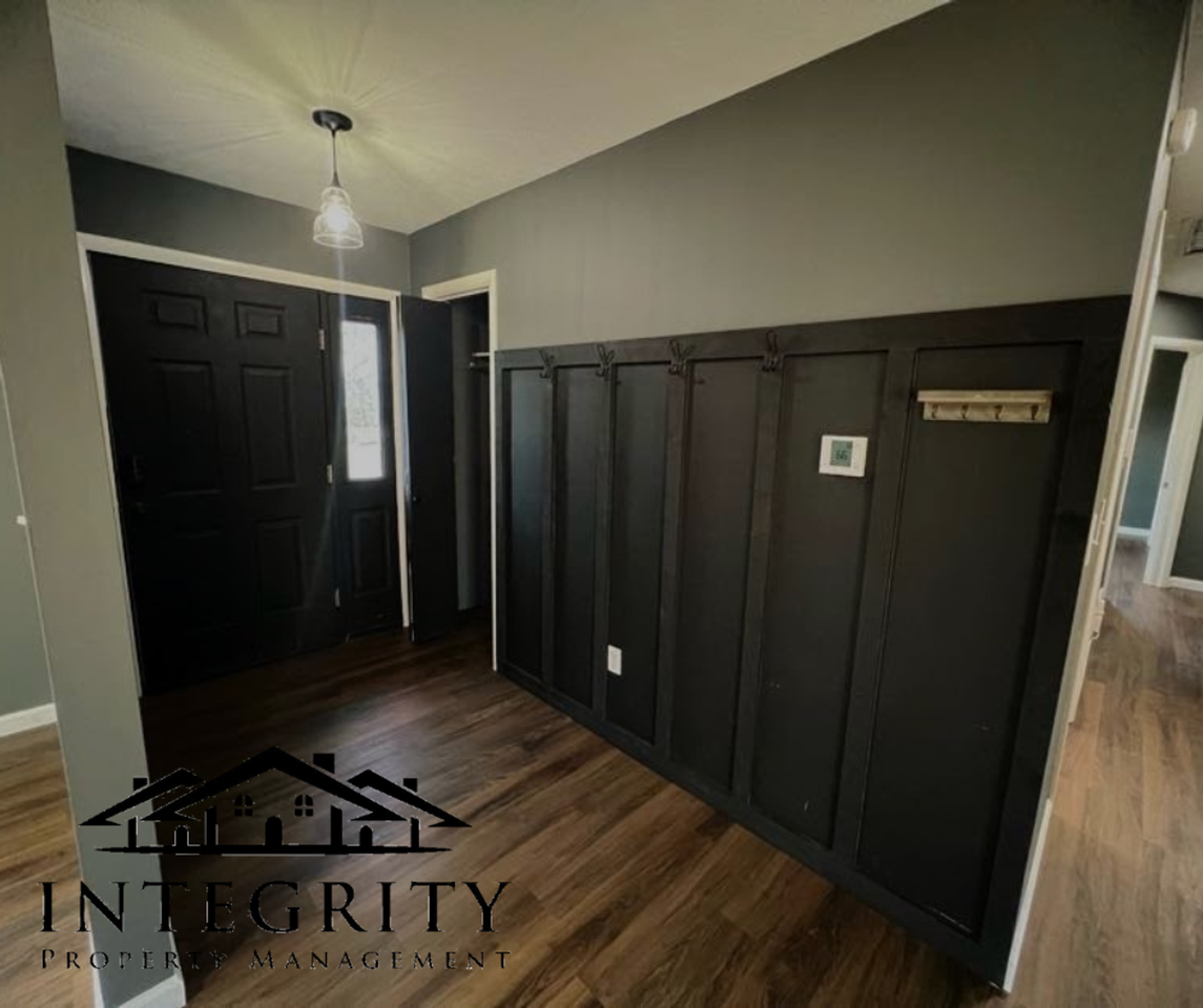 8 Dogwood Dr - Photo 2 of 19