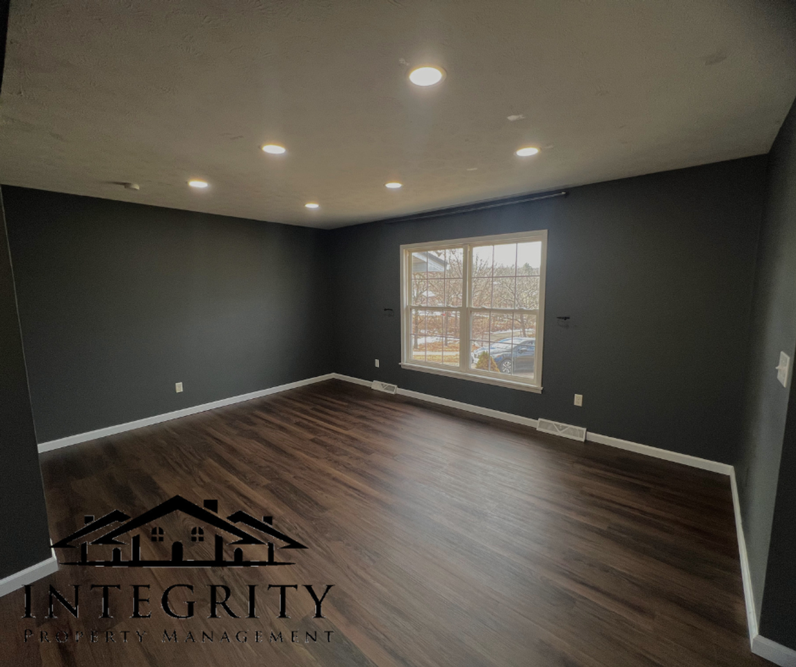 8 Dogwood Dr - Photo 3 of 19