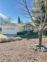 featured image of 17874 Lake Forest Dr