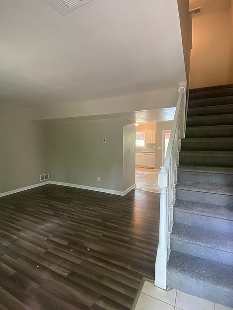 2644 Dorian Dr #D - Photo 4 of 4