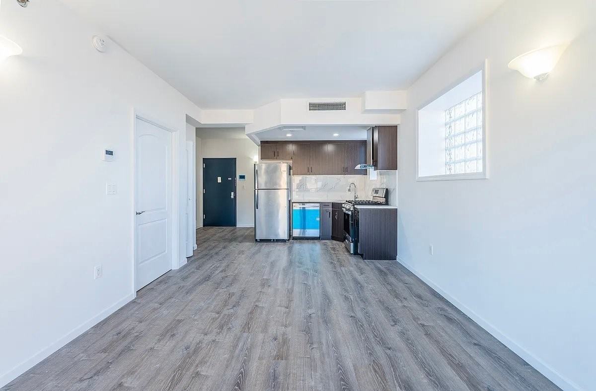 9730 64Th Ave - Photo 3 of 6