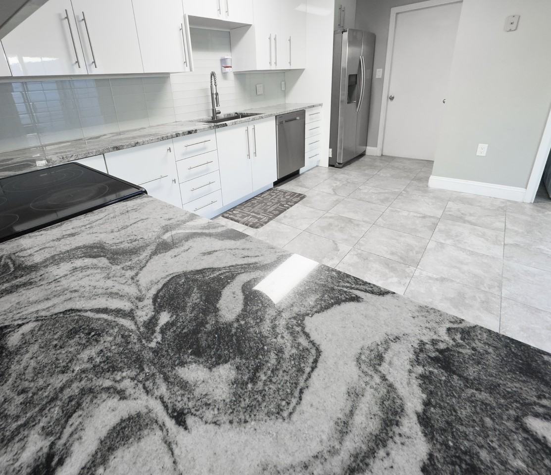 931 Holbrook Cir #NA - Photo 3 of 30