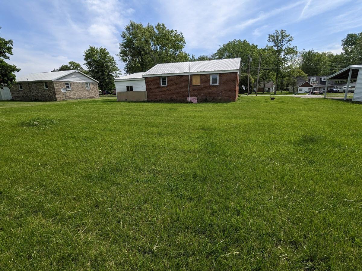 1015 S Pittenger Rd - Photo 4 of 18