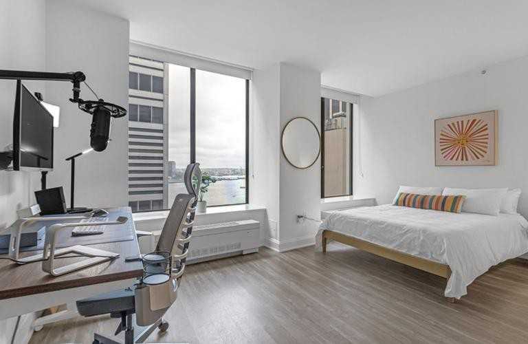 Hanover Sq #8L - Photo 6 of 12