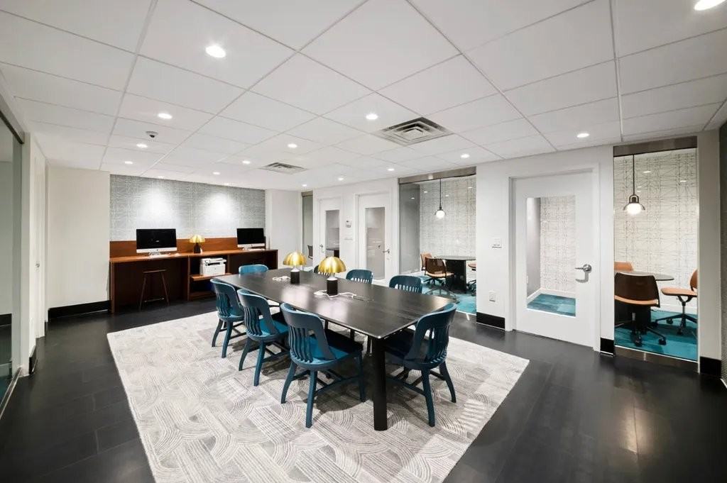 Hanover Sq #23H - Photo 6 of 9