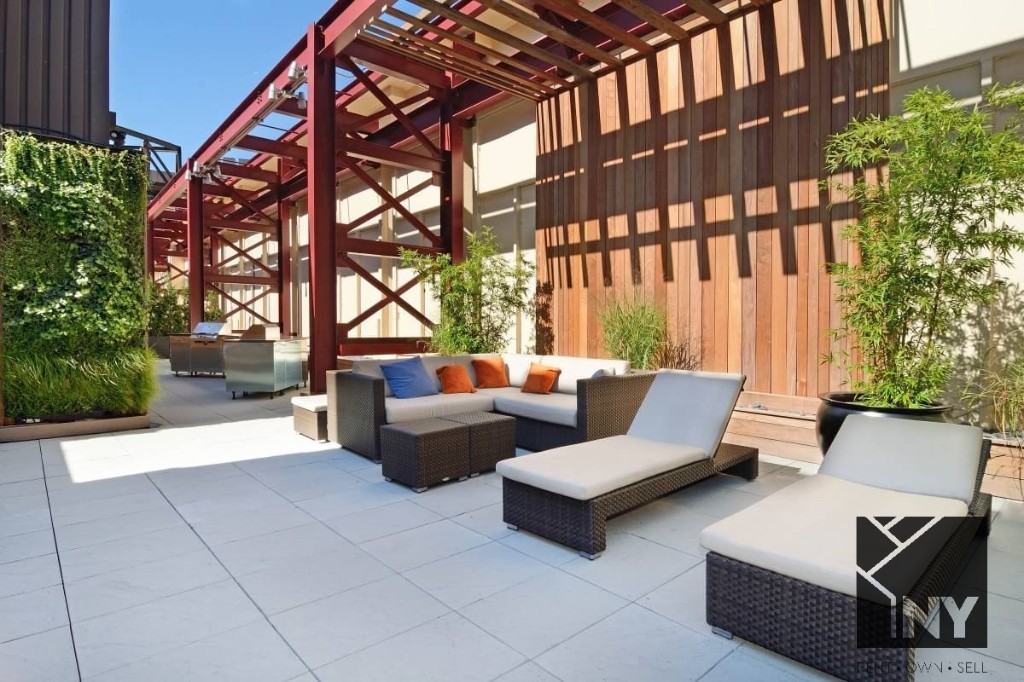 Hanover Sq #23H - Photo 7 of 9