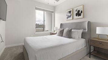 featured image of 3158 Sw 12th Ave