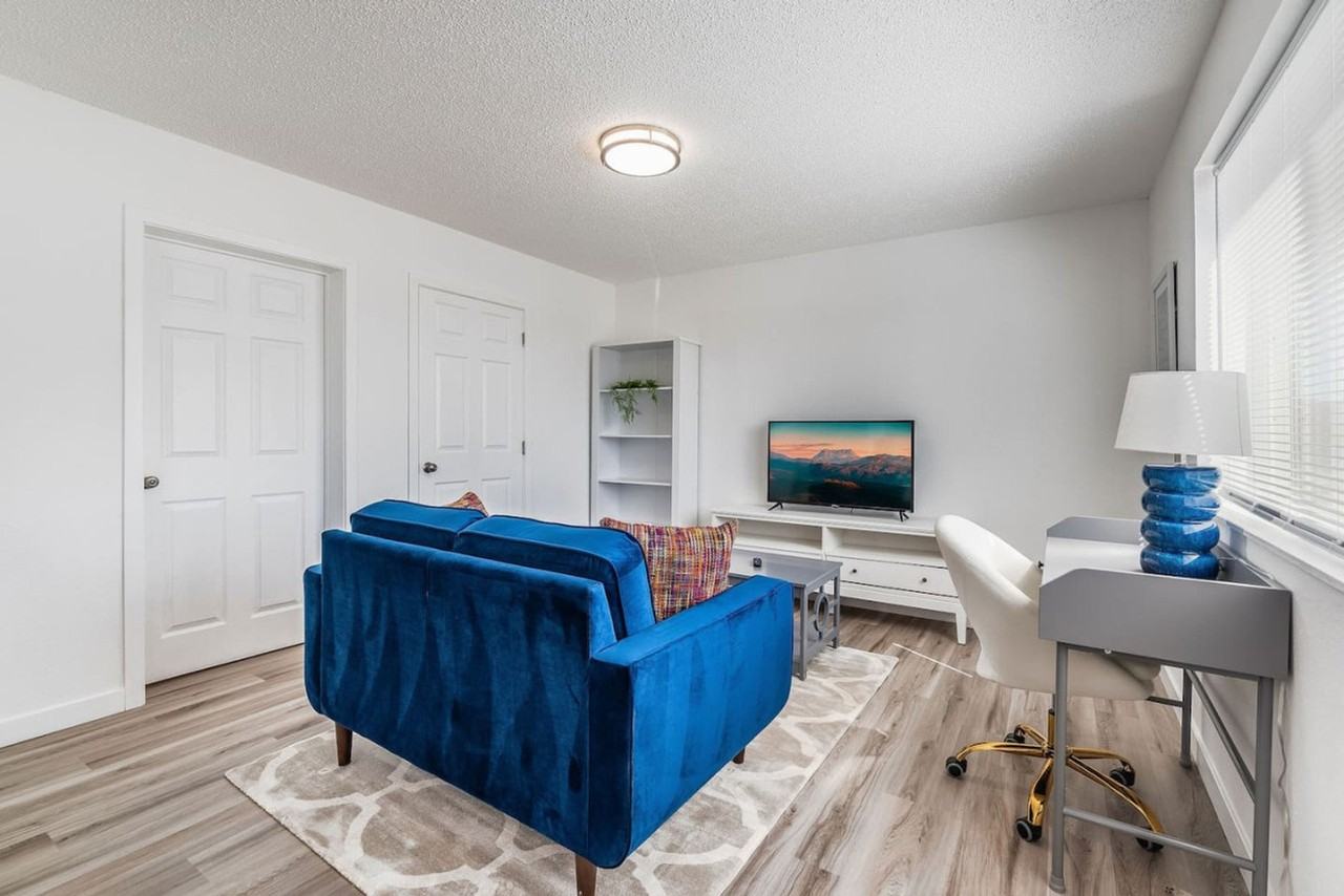 612 South 18th Street - Photo 3 of 17