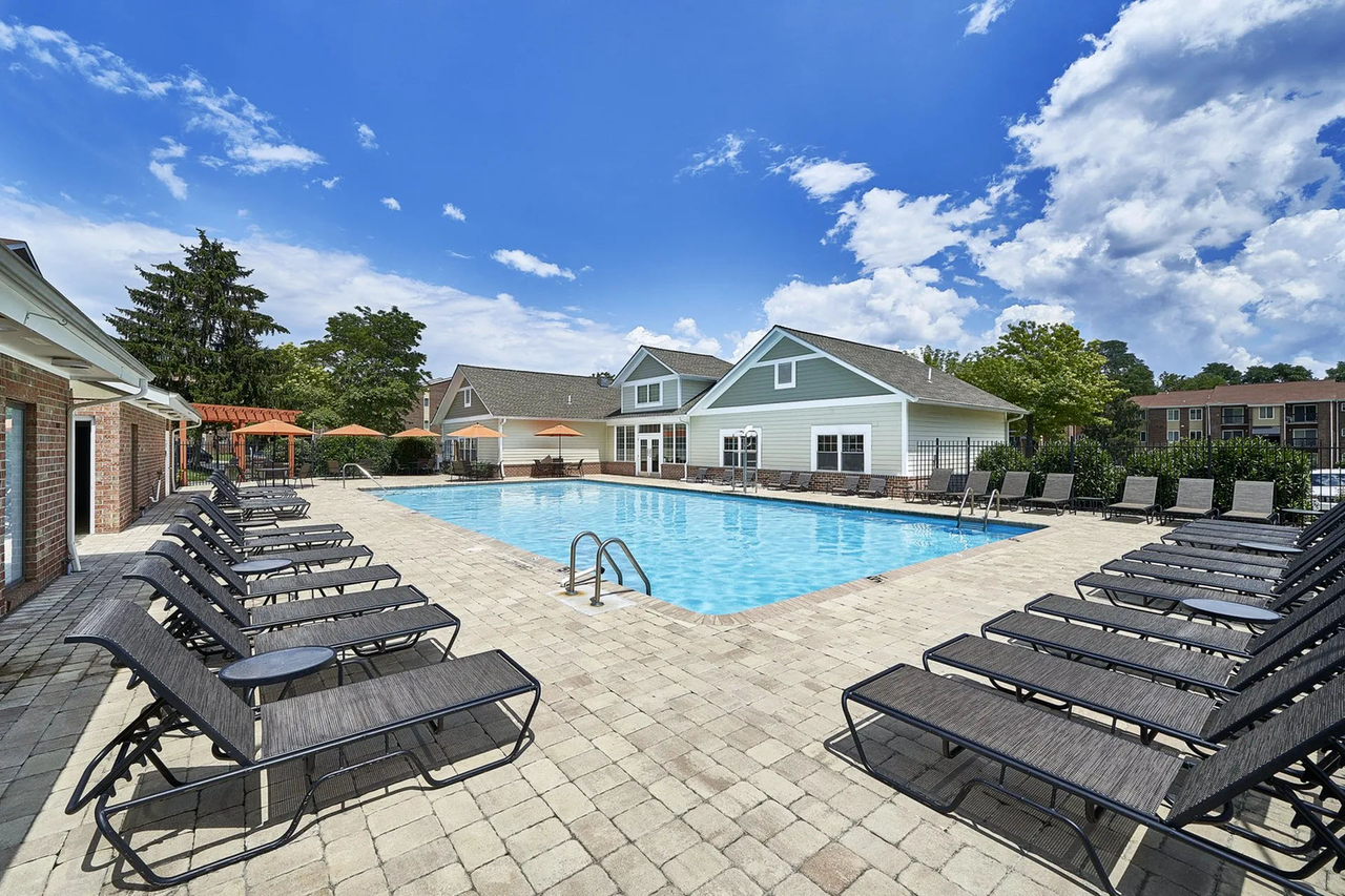 Willowdale Crossing - Photo 2 of 47