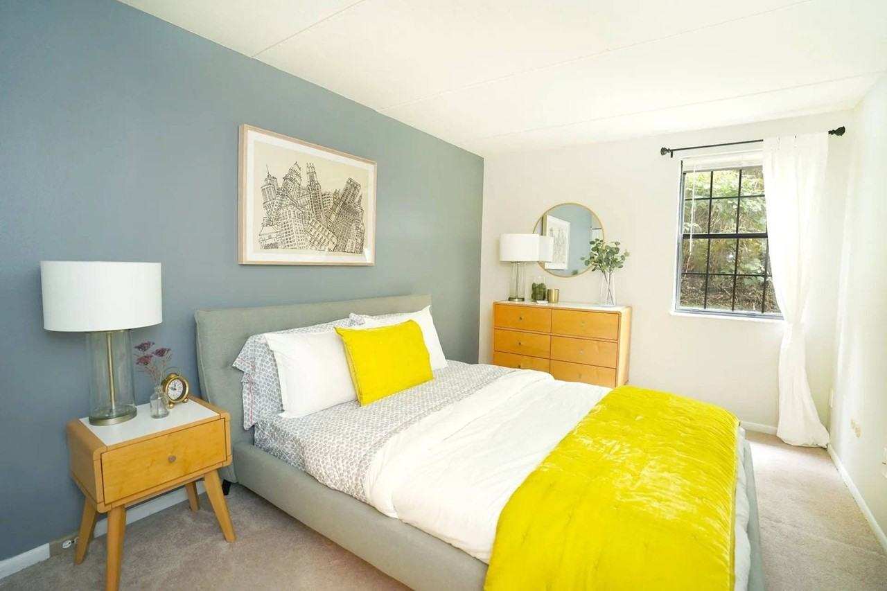 Stonecliffe - Photo 4 of 39